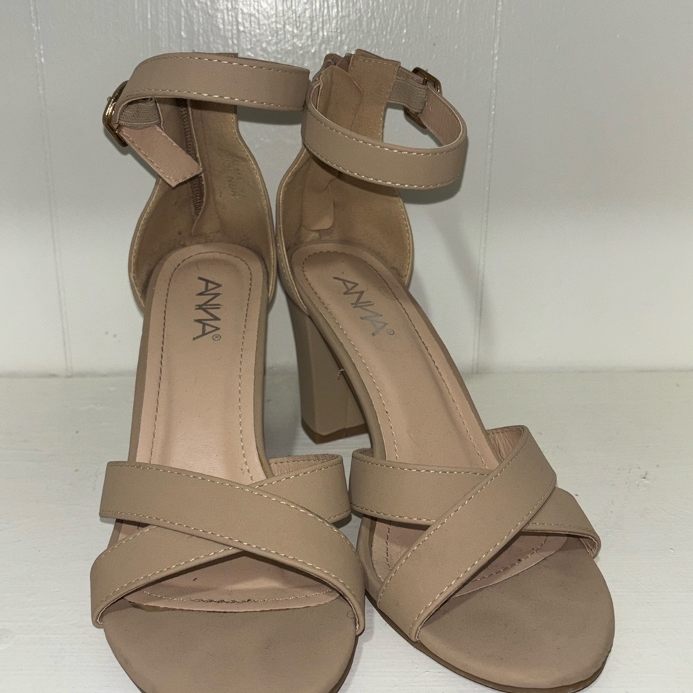 Anna Tan Chunky Heel Sandals